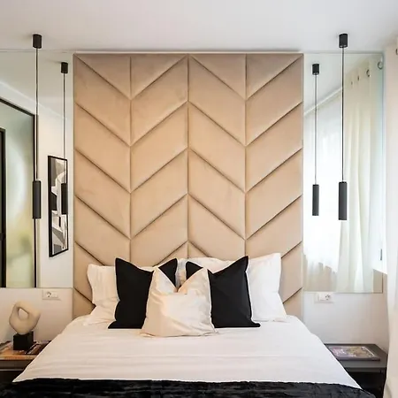 Apartment Mellow - Calea Victoriei - 2br Luxury Bucharest